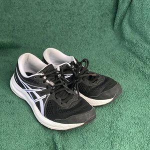 ASICS GEL CONTEND 7 woman’s size 7.5 sneakers in very good condition see photos